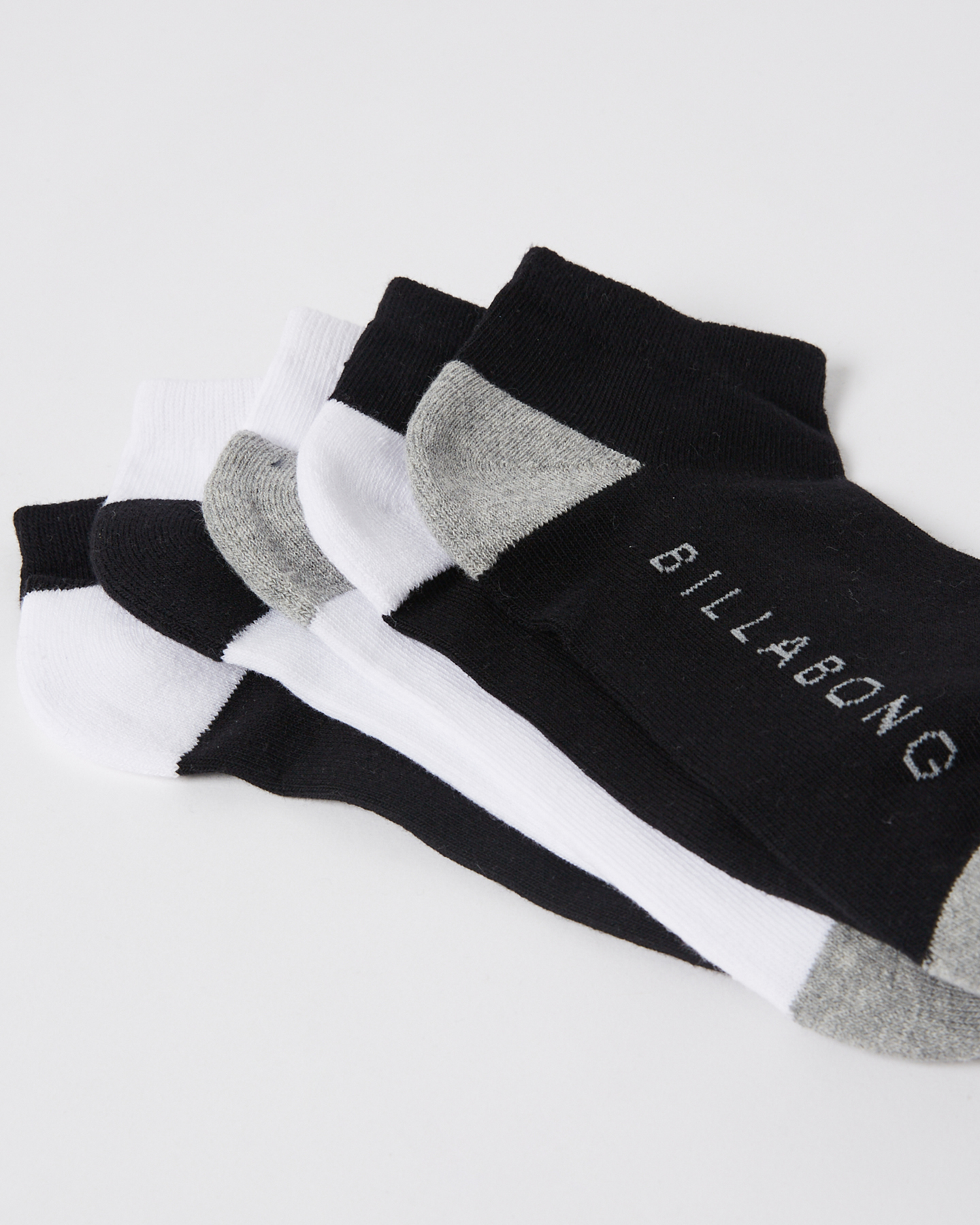Billabong Serenity 5 Pack Of Socks - Black | SurfStitch