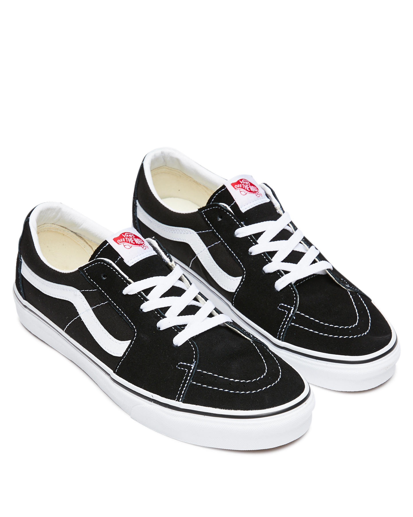 white vans with black jeans