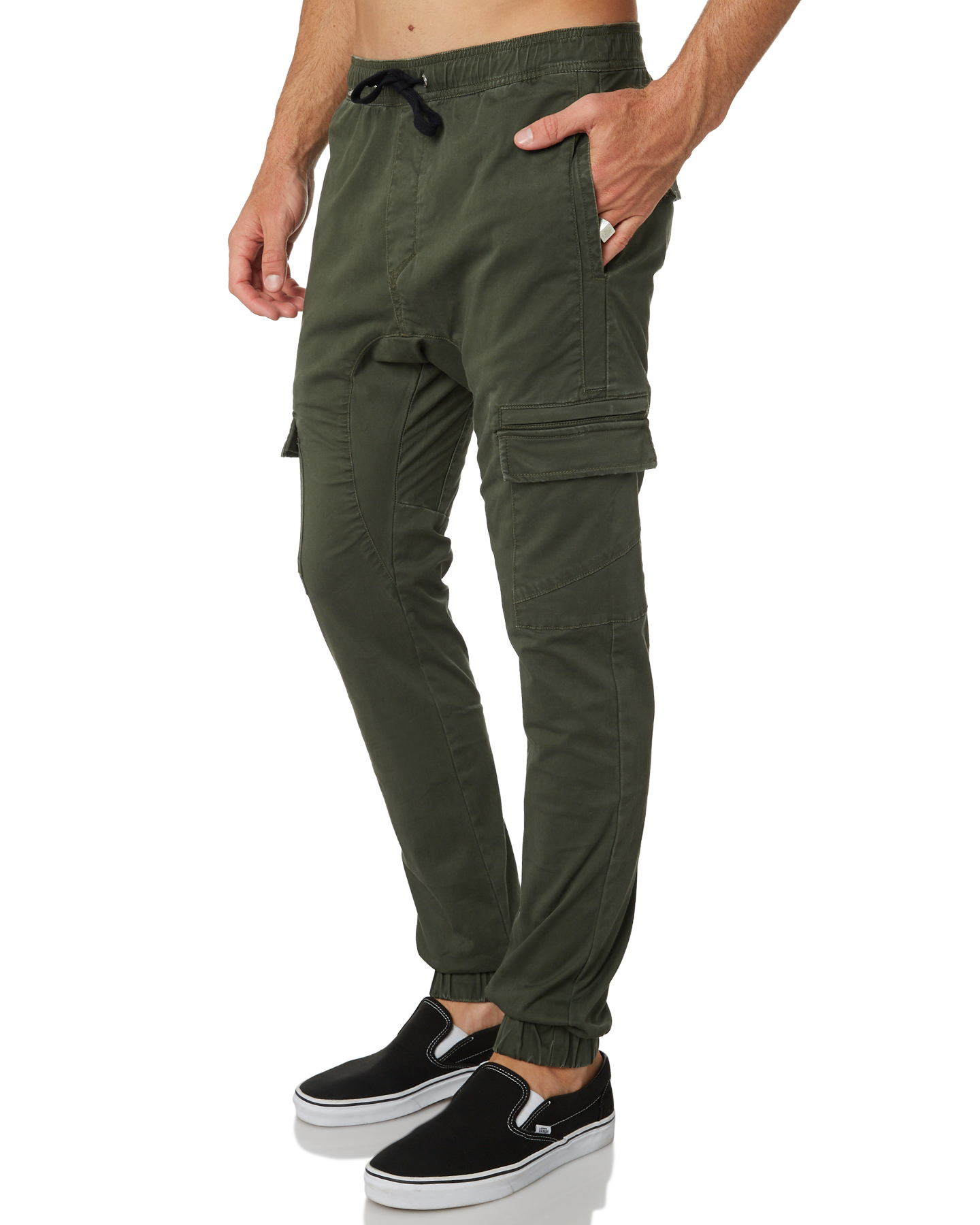 best shirts to wear with joggers