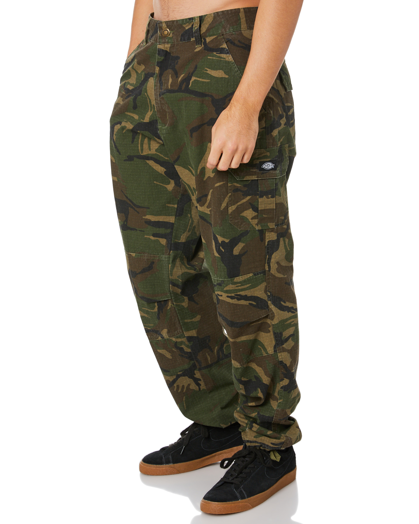 camo short pants