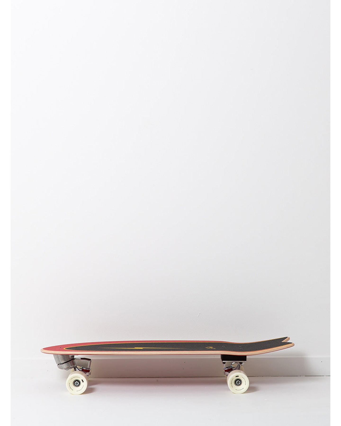 Pipe 32 Inch Yow Surfskate