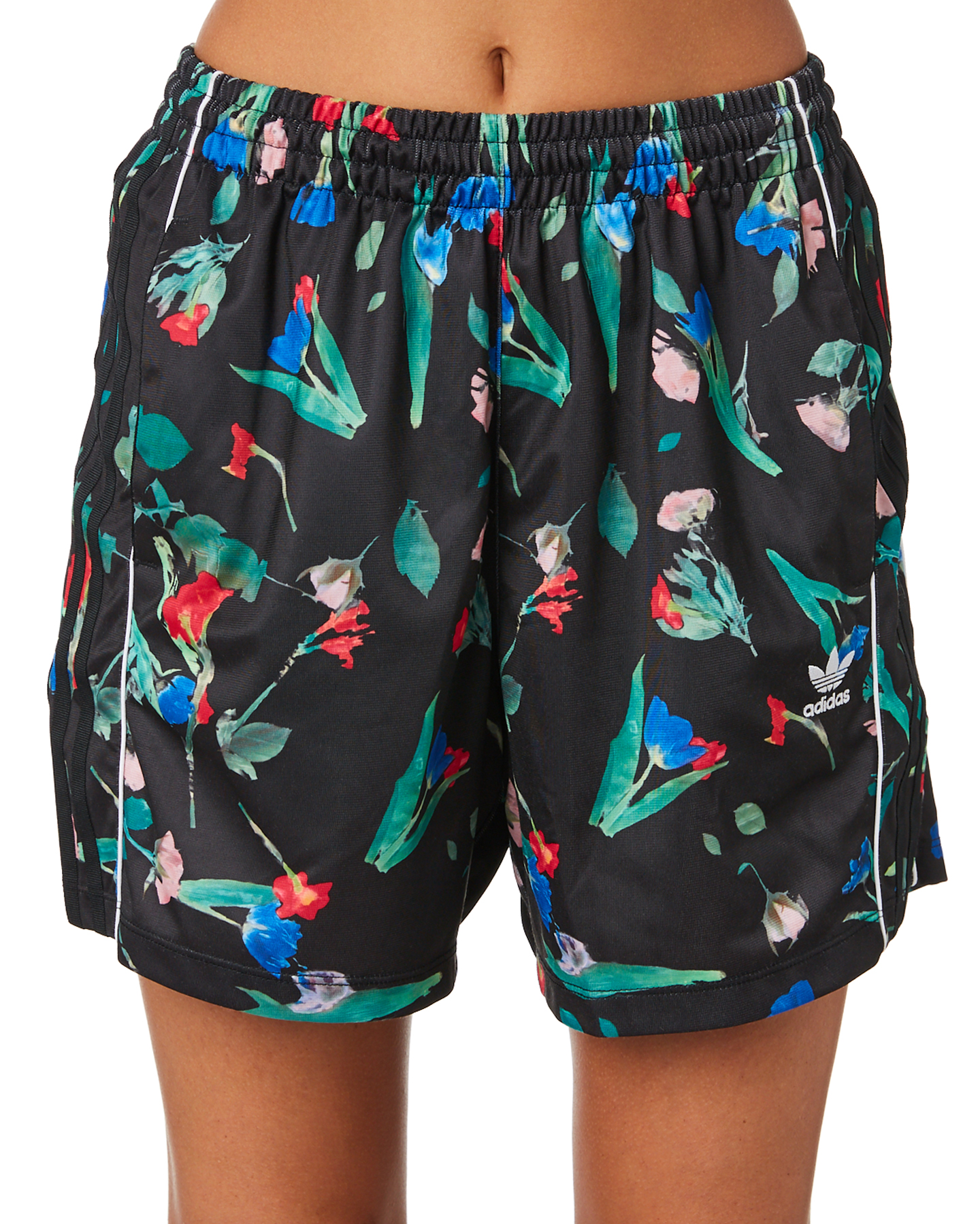 adidas shorts outlet