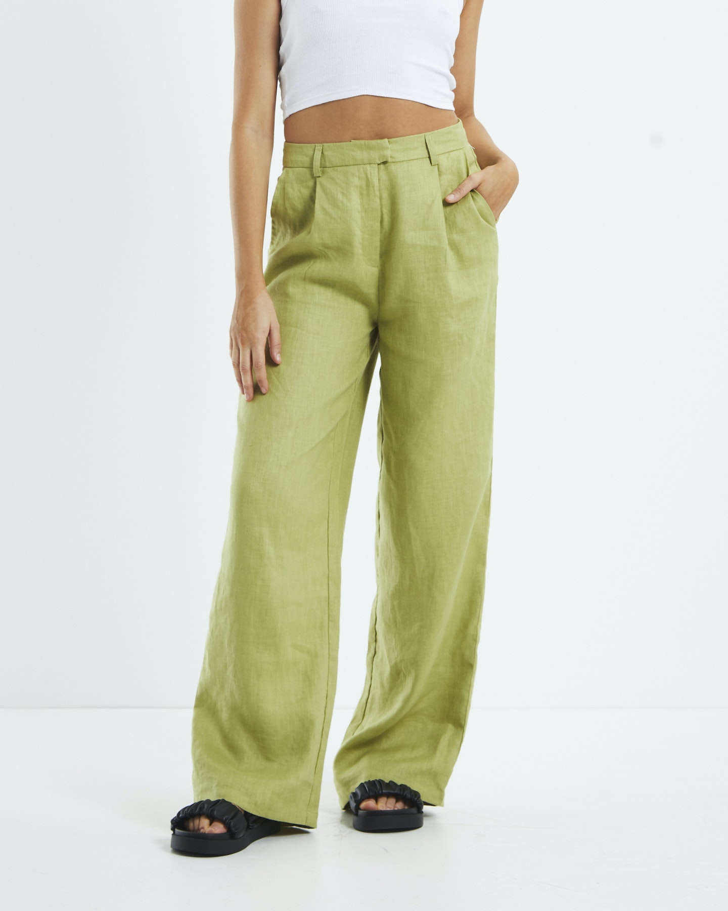 Subtitled Jaylah Linen Slouch Trousers Avocado Green - Green | SurfStitch
