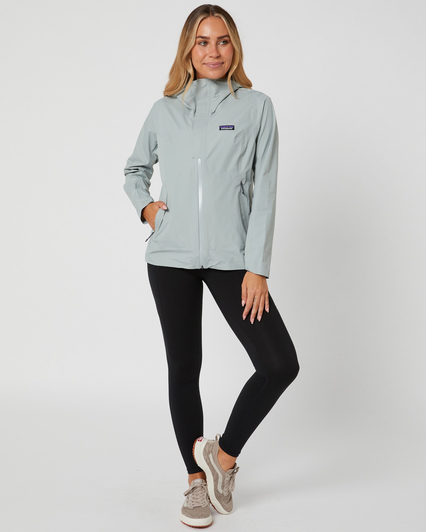 Green patagonia jacket womens online