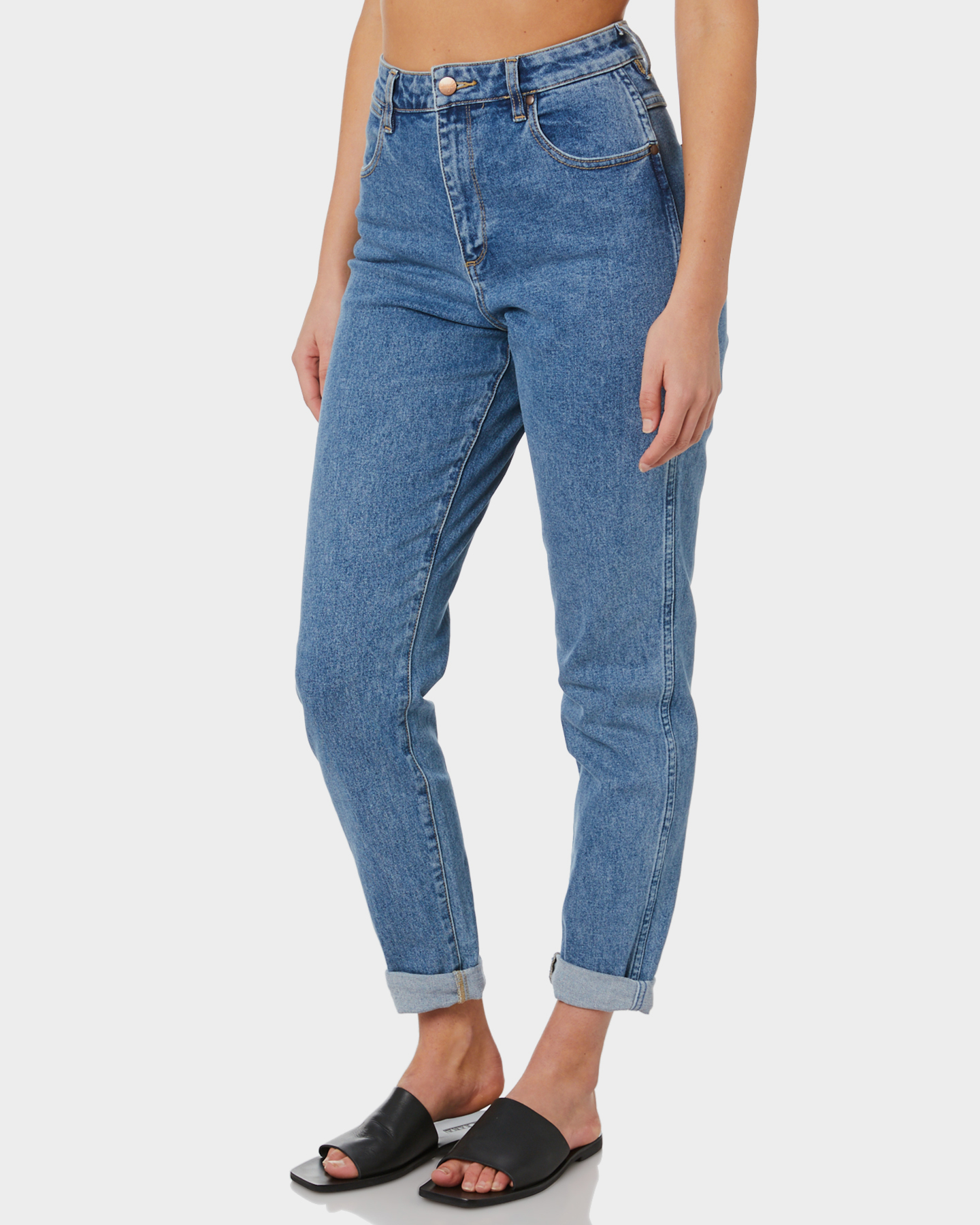 Wrangler Tyler Womens Mom Jean - Isla Blue | SurfStitch