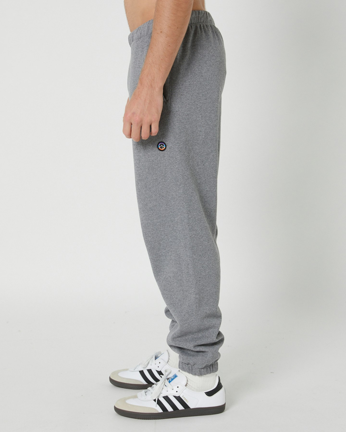 Patagonia sweat pants top