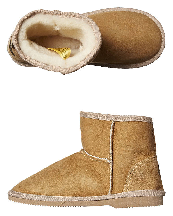 boys ugg snow boots