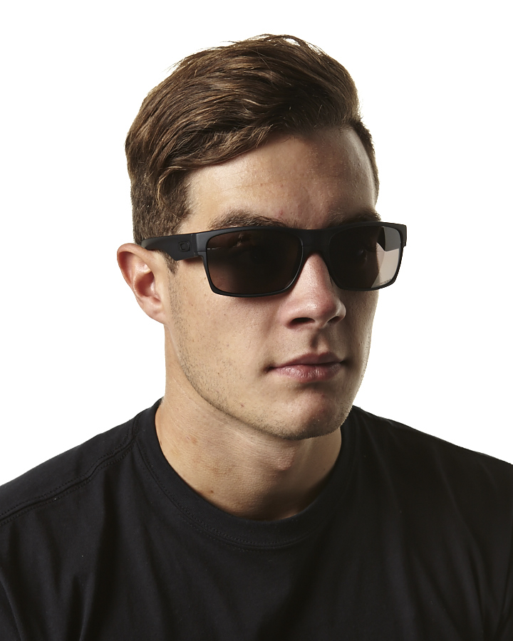 Oakley Two Face Covert Polarsied Sunglasses - Matte Black | SurfStitch