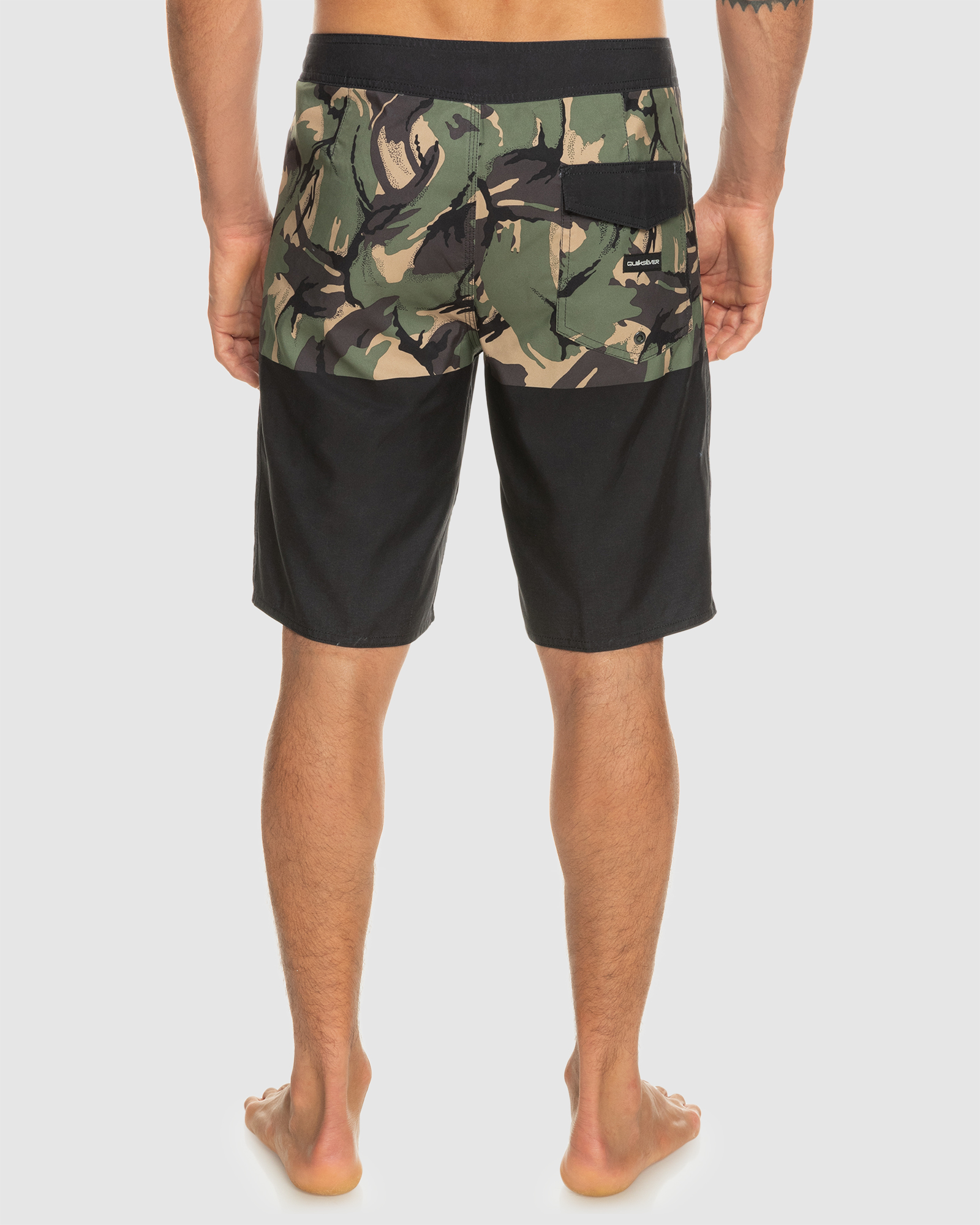Quiksilver Mens Everyday Division 20 Inch Boardshorts - Black | SurfStitch