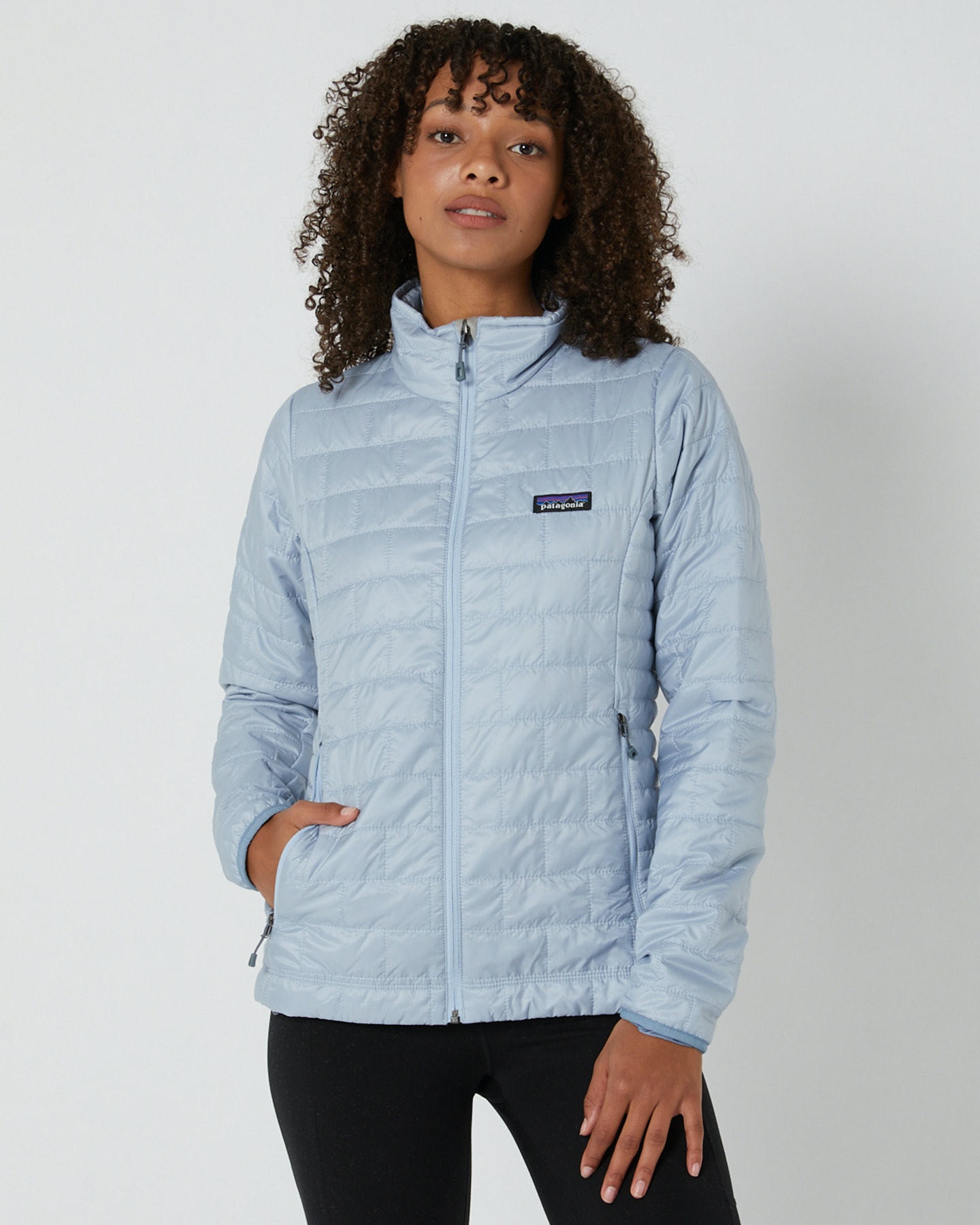 https://www.surfstitch.com/on/demandware.static/-/Sites-ss-master-catalog/default/dw8d46ee60/images/84217-STME-XS/STEAM-BLUE-WOMENS-CLOTHING-PATAGONIA-JACKETS-84217-STME-XS_1.JPG
