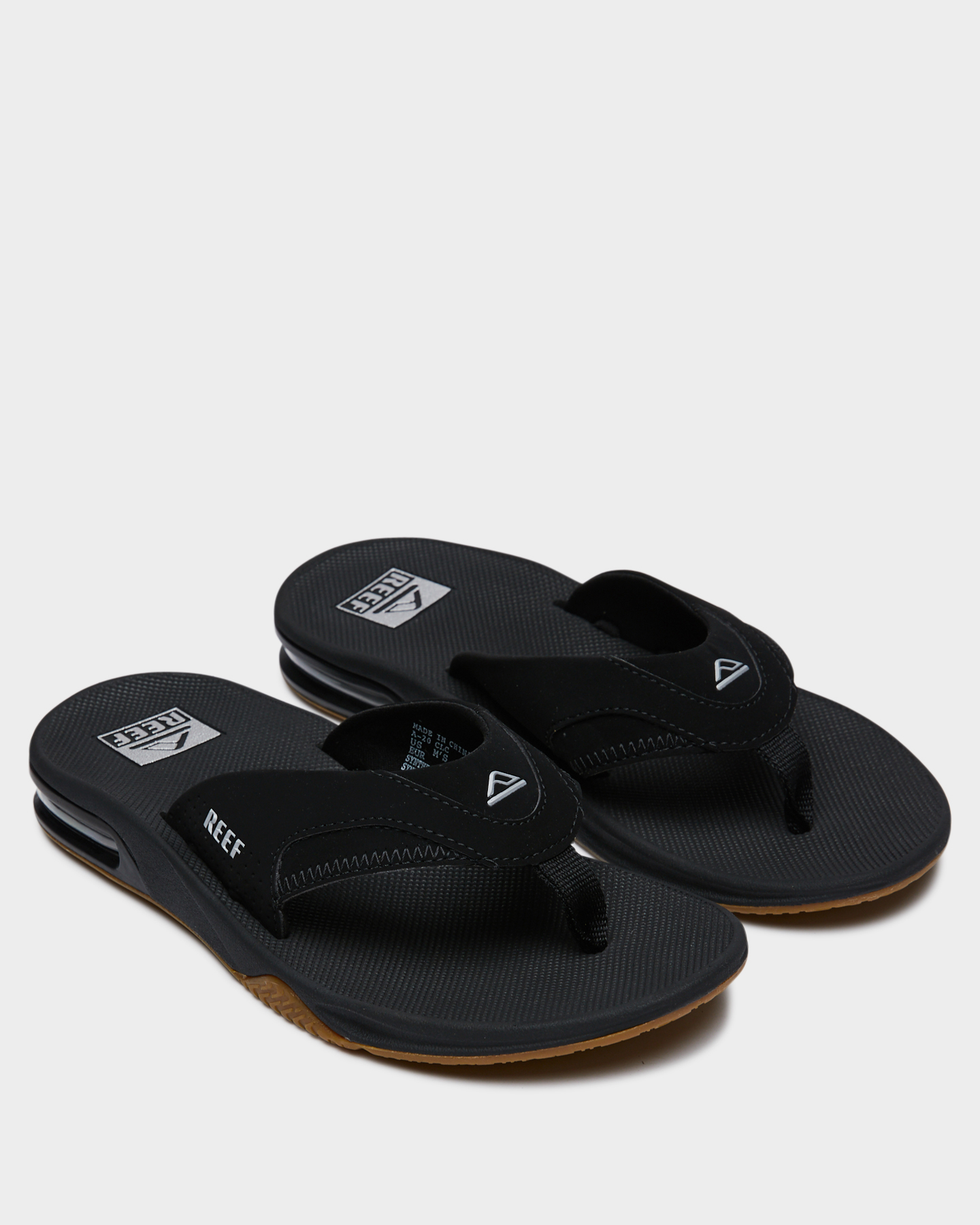 stores that sell dansko clogs