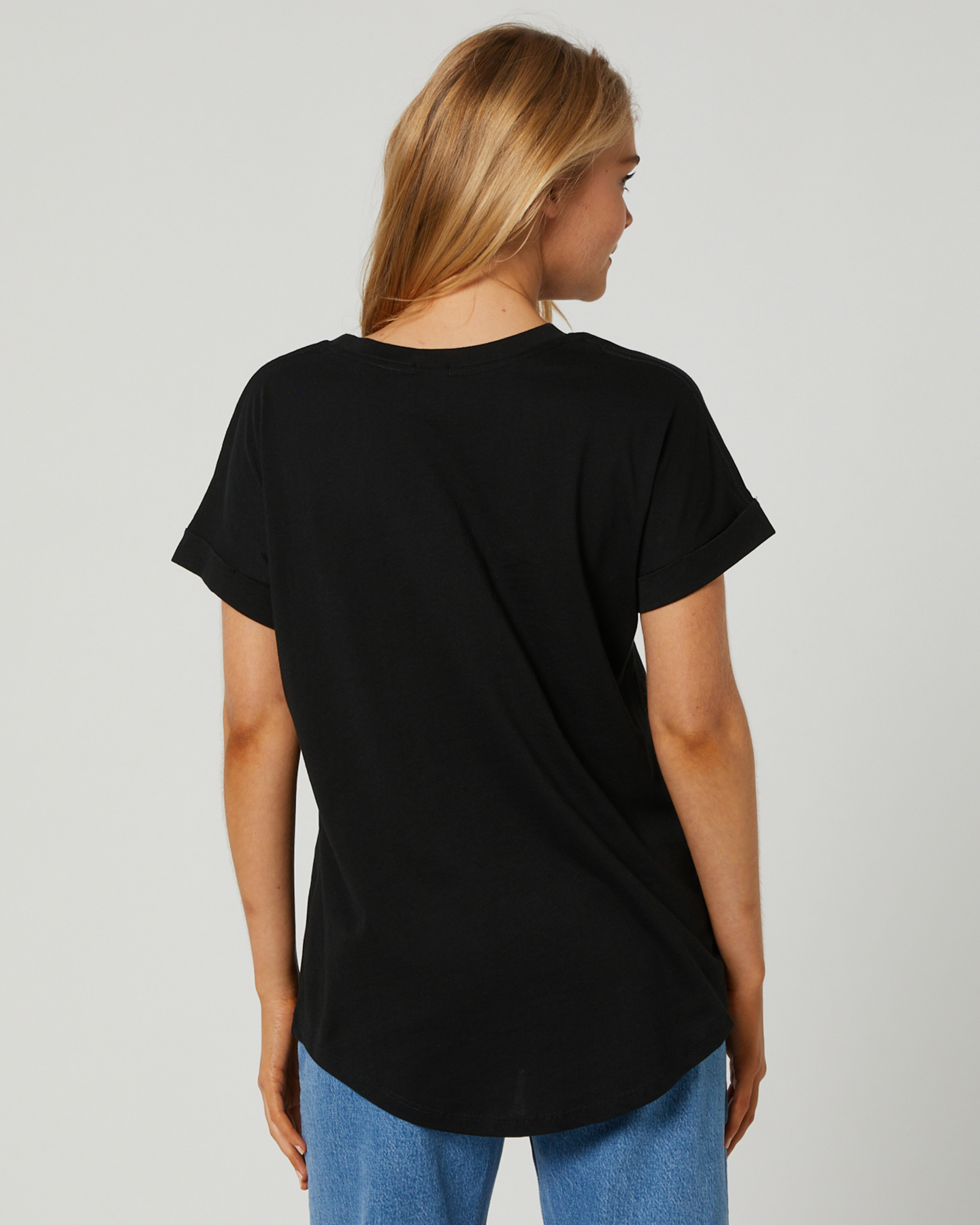 Rip Curl Plains Rolled Tee - Black | SurfStitch