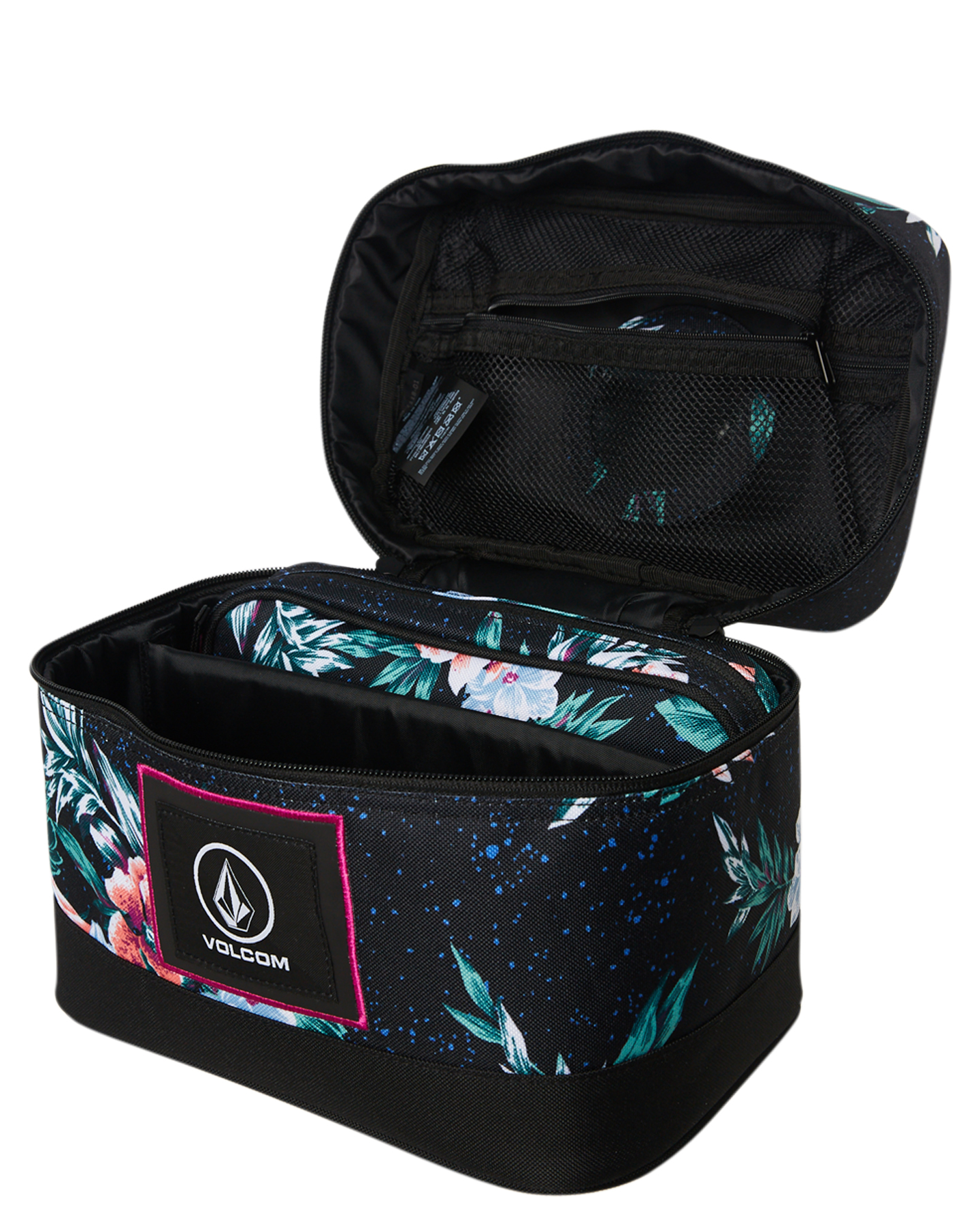 Volcom hotsell toiletry bag