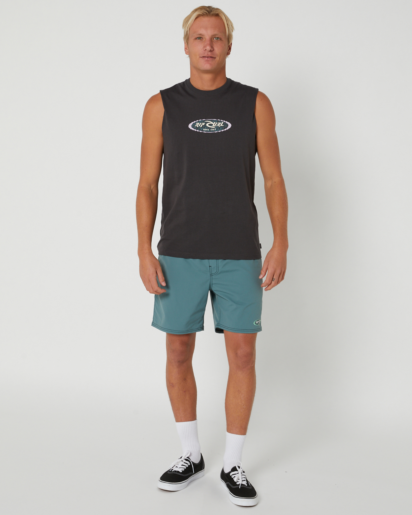 Rip Curl Fader Oval Muscle - Washed Black | SurfStitch