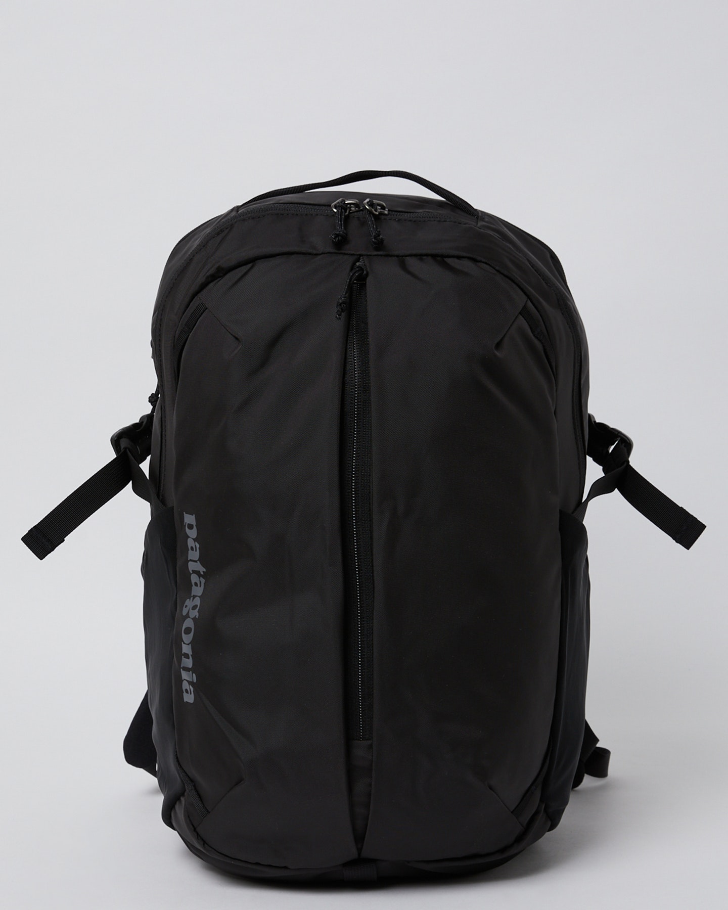 Patagonia women's refugio backpack 26l black hot sale
