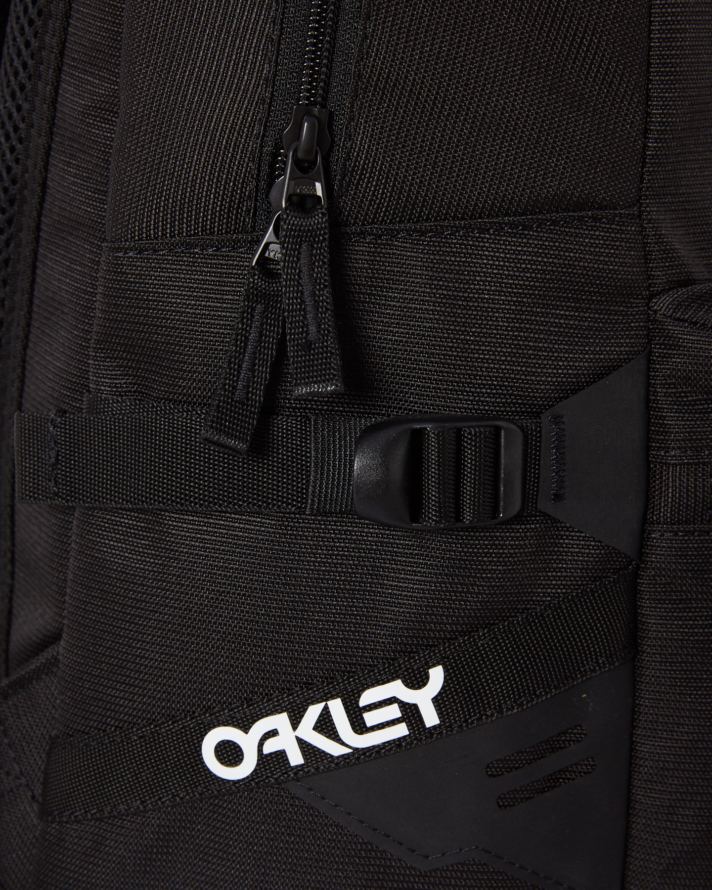Oakley Street Backpack - Blackout | SurfStitch