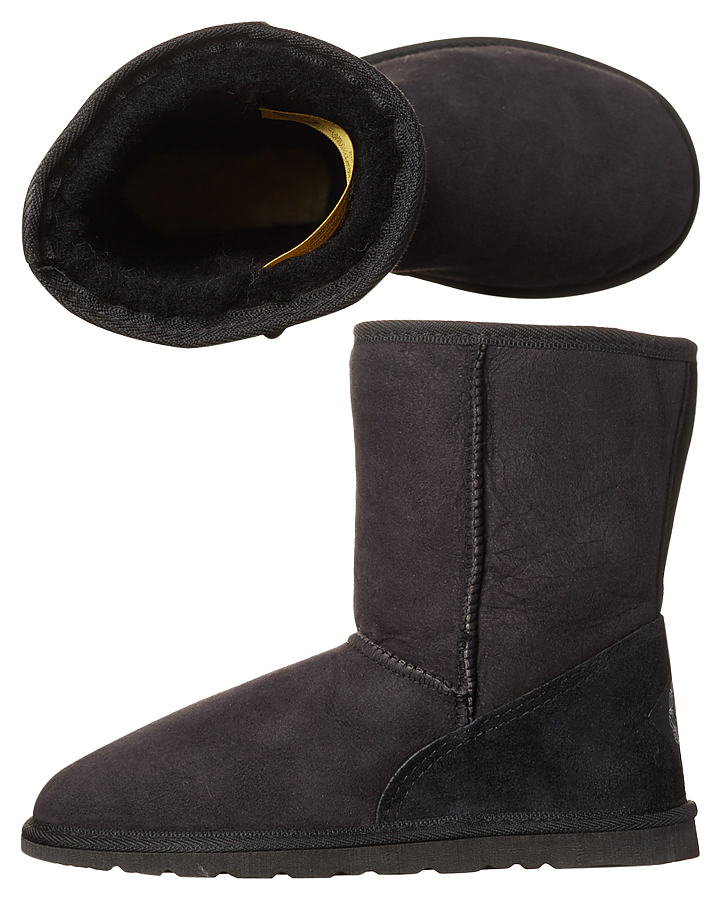 black ugg boots mens