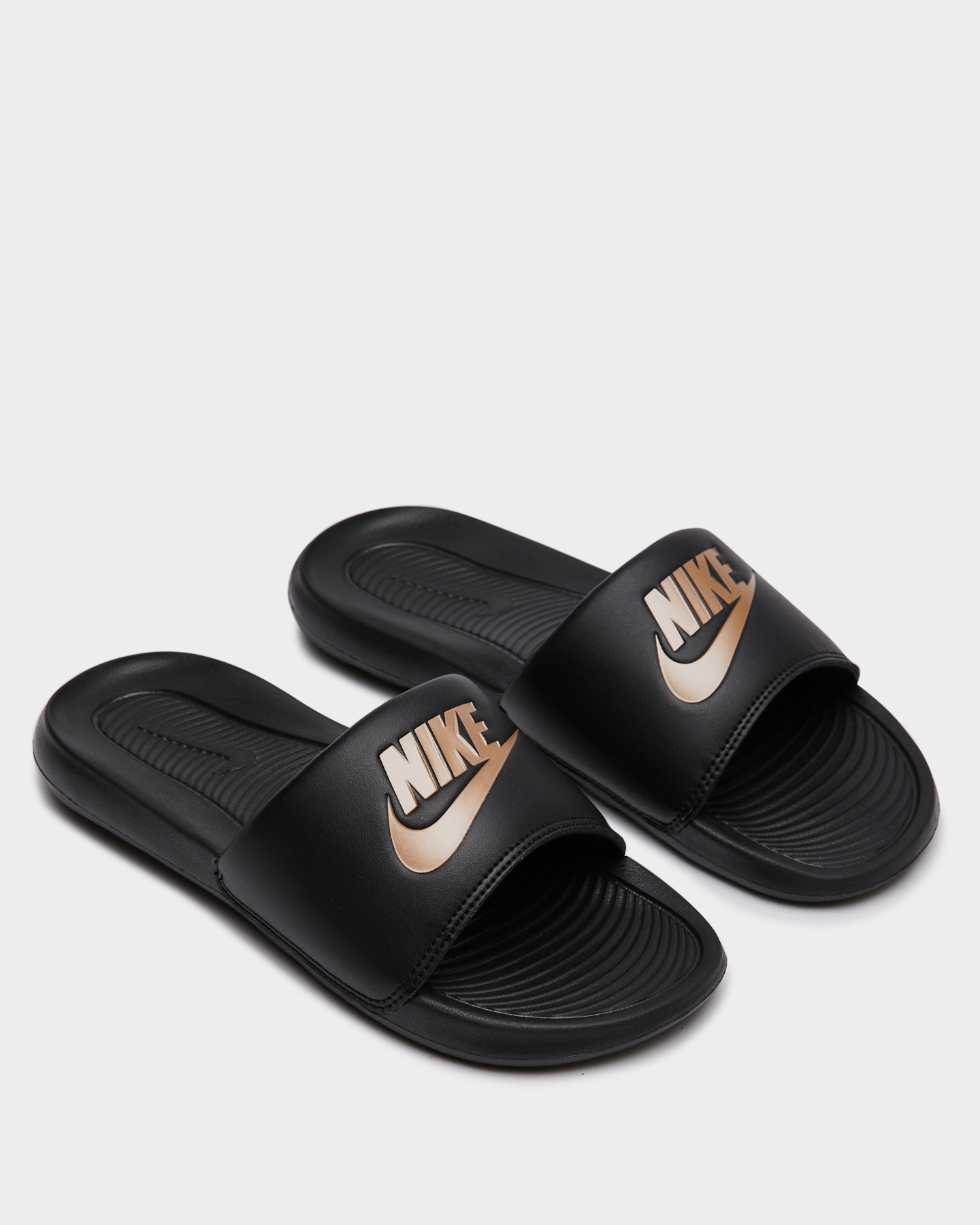 nike slides black on black