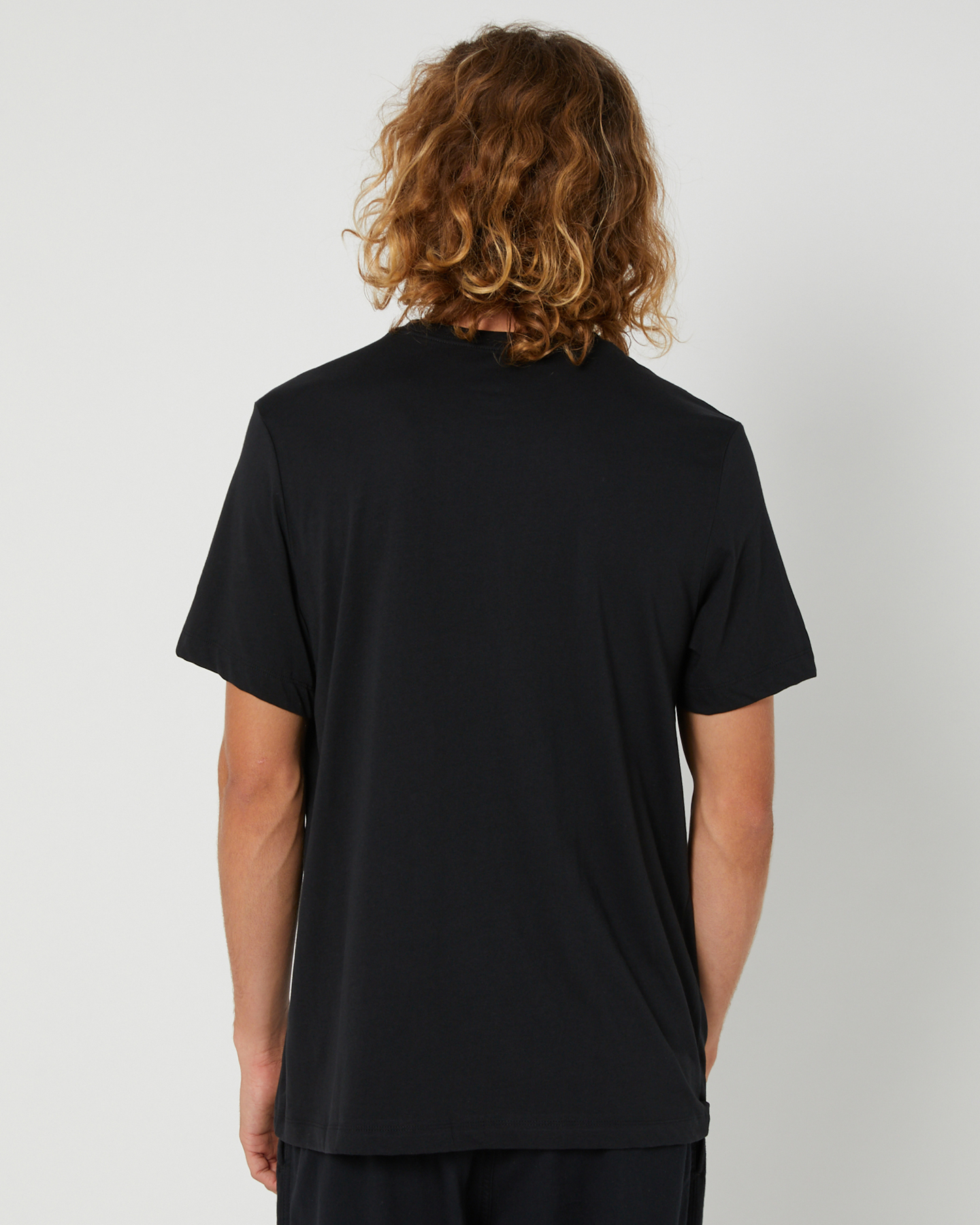 Nike Mens Nsw Club Ss Tee - Black White | SurfStitch