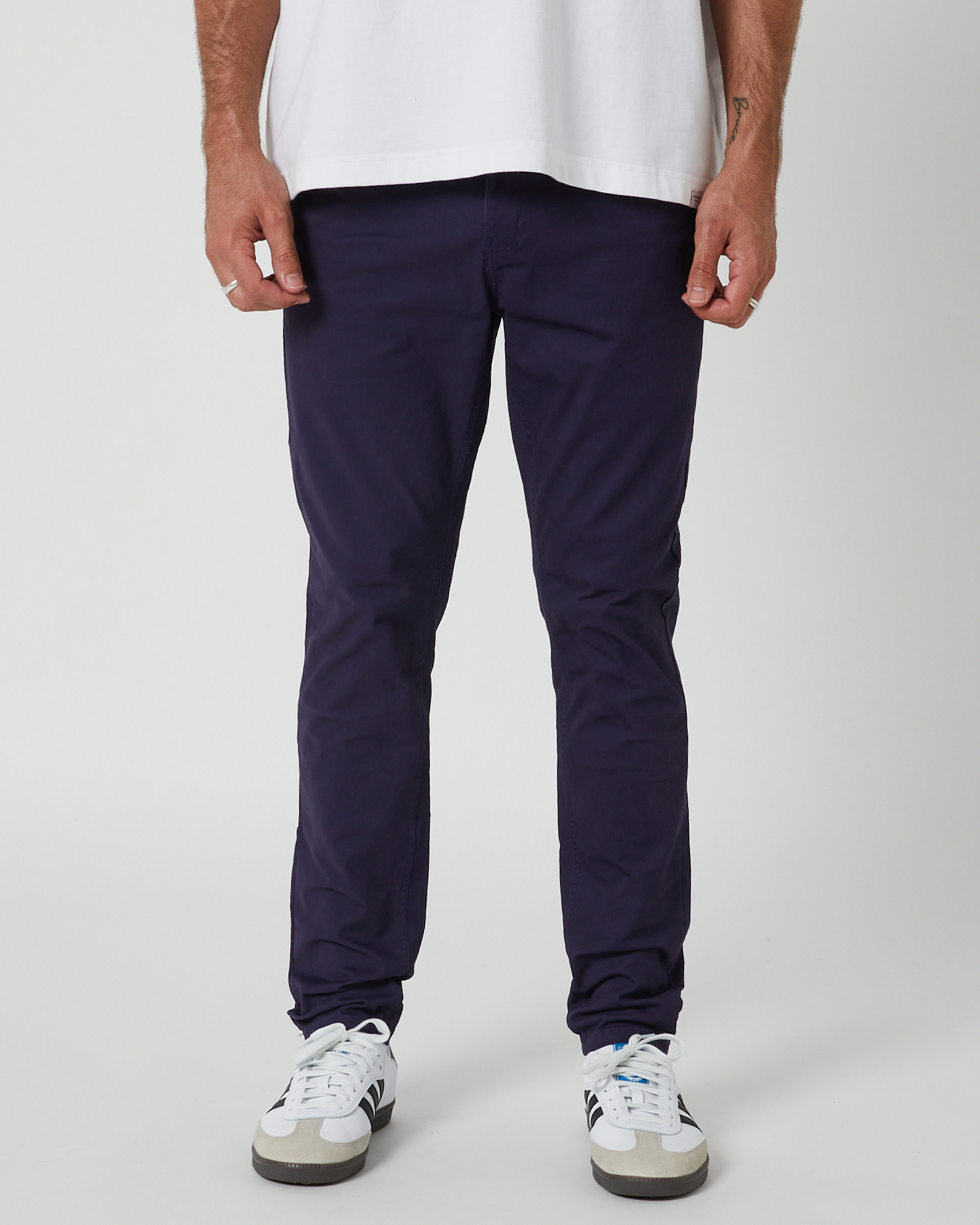 Swell Moxley Chino - Navy | SurfStitch