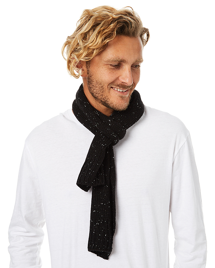 Billabong scarf shop