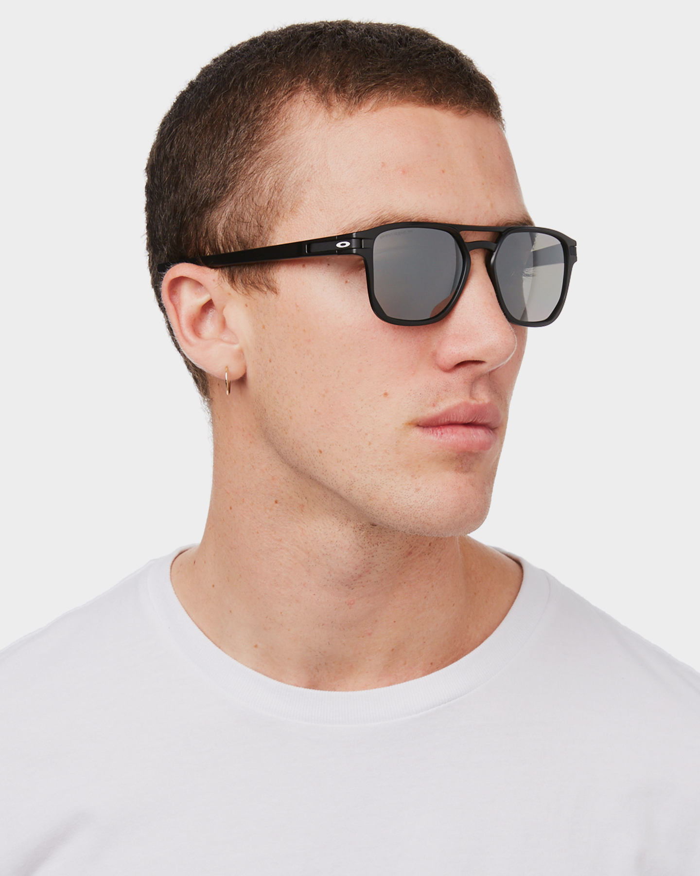 oakley latch beta sunglasses