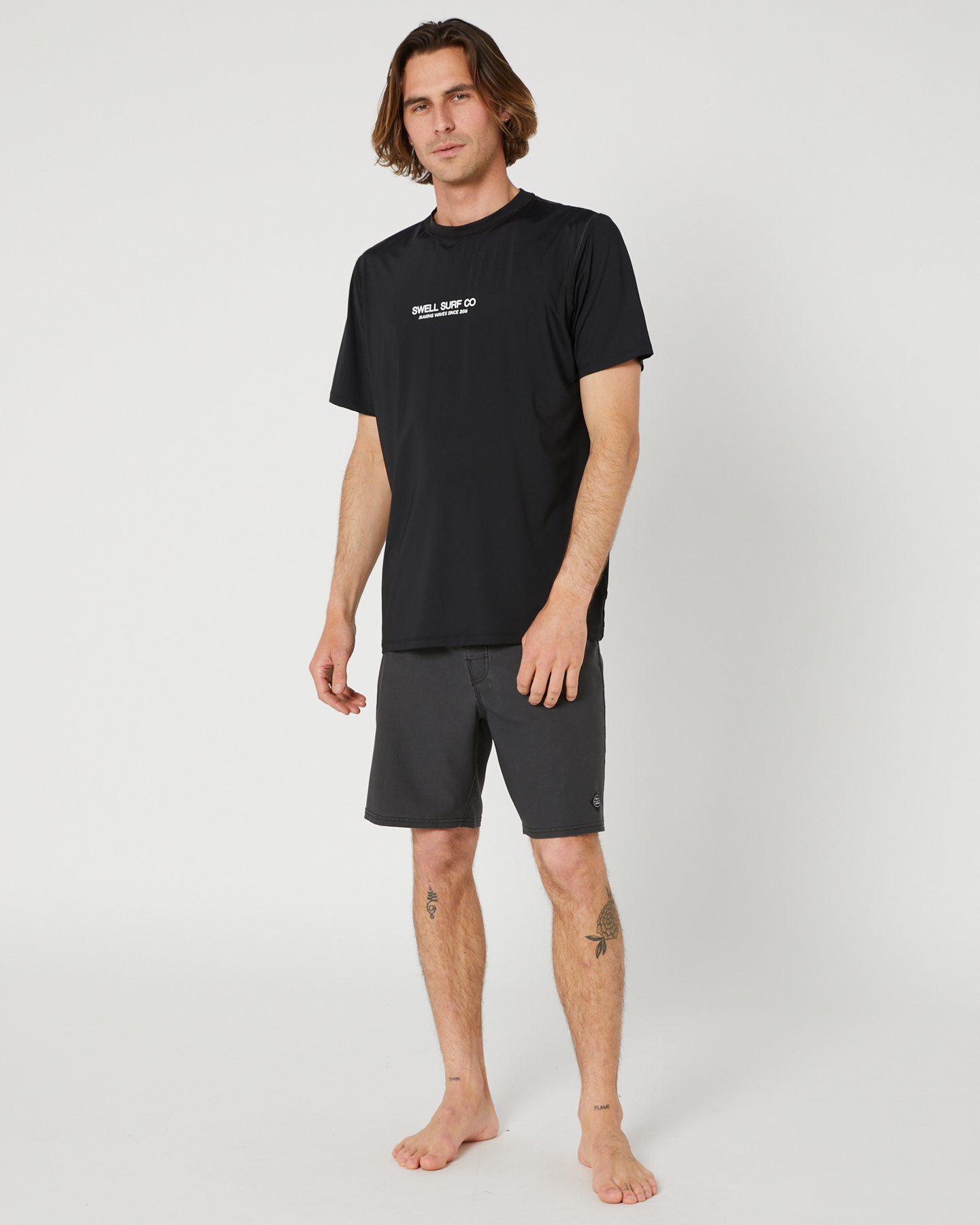 Swell Outline Ss Surf Tee - Black | SurfStitch